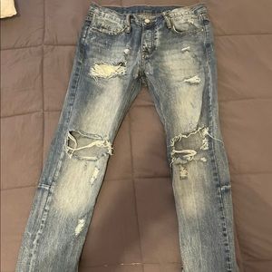 Men’s Ripped Jeans
